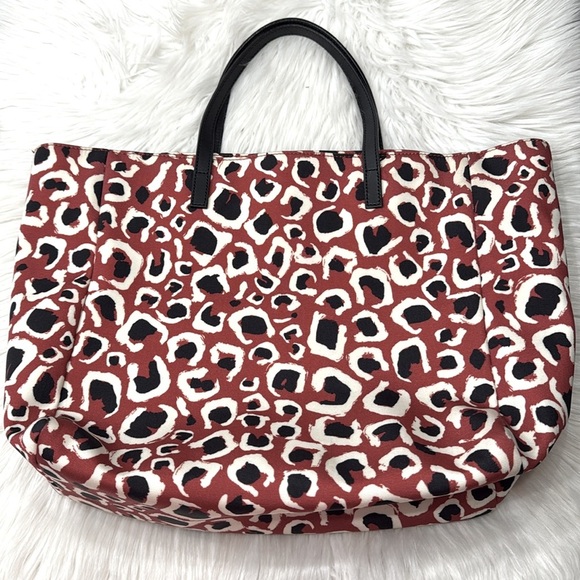 GUCCI Canvas Leopard Print Tote - Picture 3 of 16